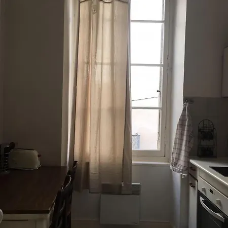 Apartment Place Carnot